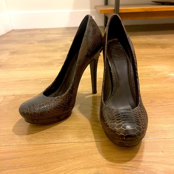 Snakeskin Tory Burch Stilettos - Picture 2 of 3